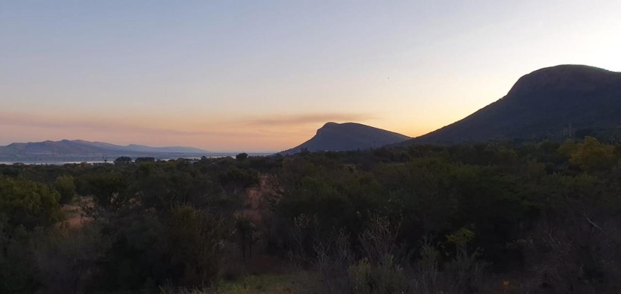 Nehema Manor Villa Hartbeespoort Buitenkant foto