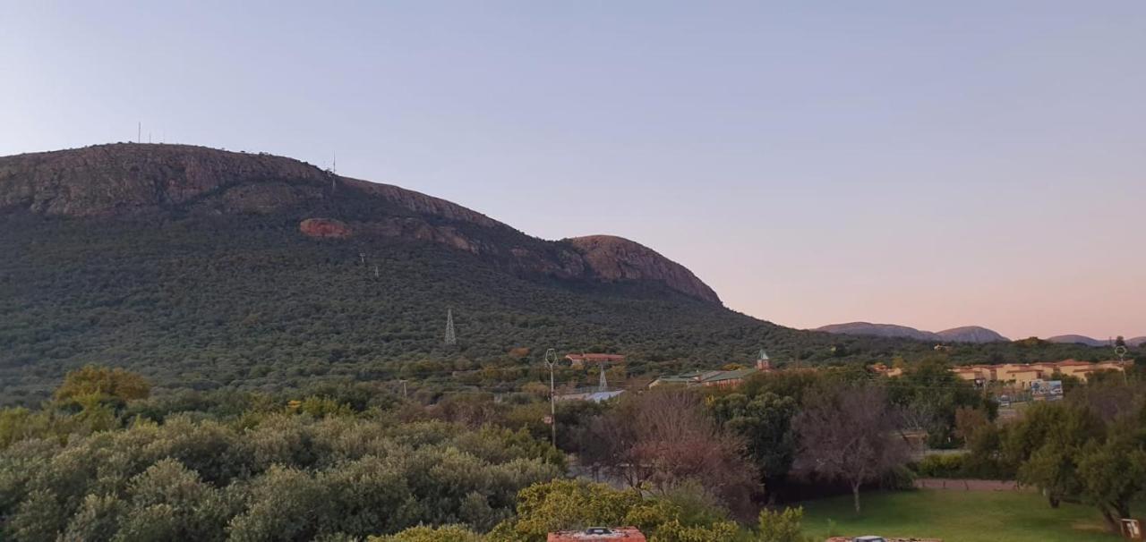 Nehema Manor Villa Hartbeespoort Buitenkant foto